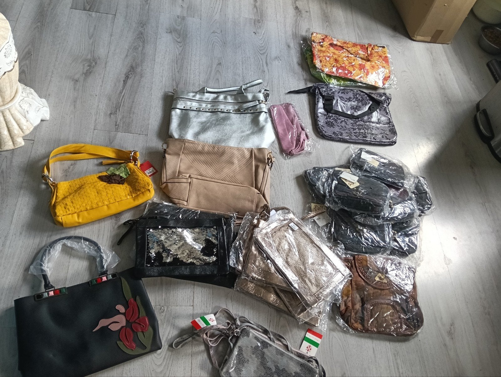 44 schouder/handtassen, Ophalen of Verzenden, Nieuw