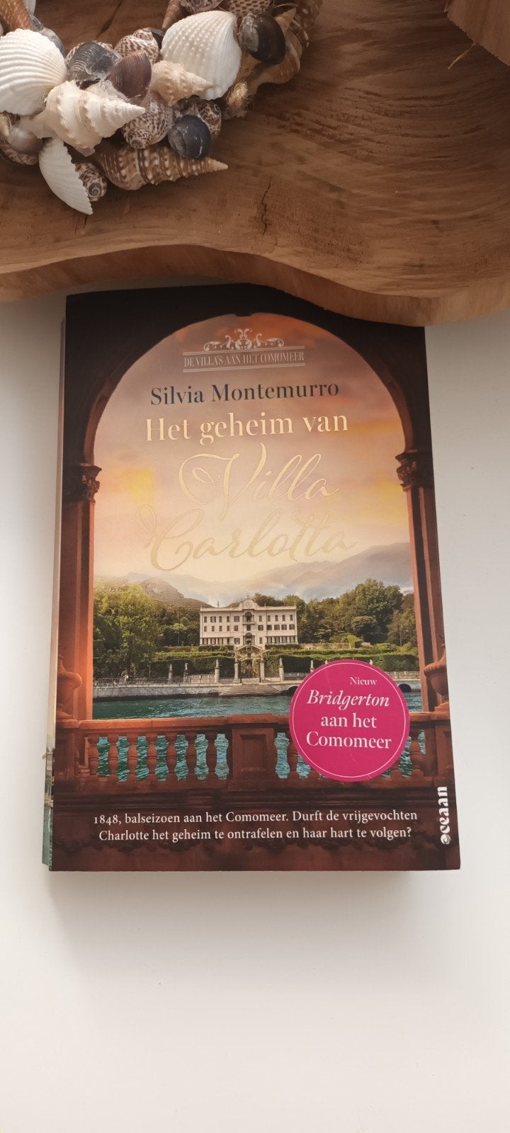 Het geheim van Villa Carlotta silvia montemurro, Ophalen of Verzenden, Zo goed als nieuw