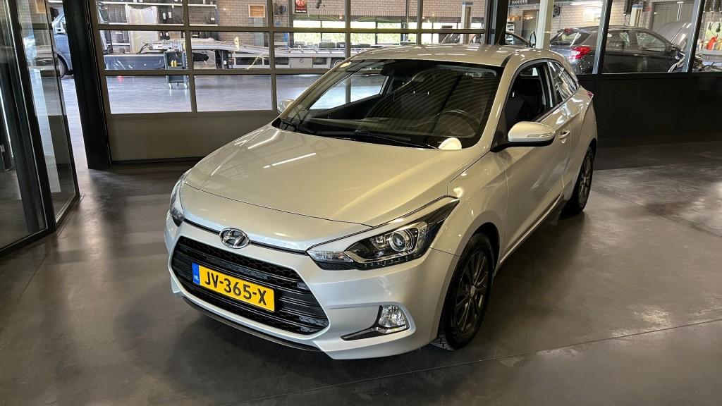 Hyundai I20 1.2 MOTION COMFORT 1e Eigenaar, Auto's, Hyundai, Bedrijf, i20, ABS, Airbags, Airconditioning, Bluetooth, Boordcomputer