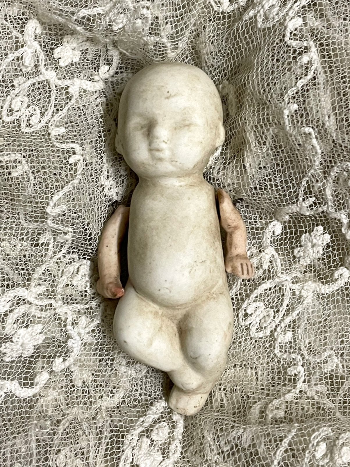 Brocante oud klein baby popje 9 cm, Ophalen of Verzenden