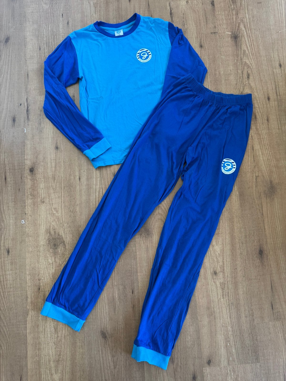 De Graafschap pyjama NIEUW mt 164, Verzamelen, Ophalen of Verzenden, Nieuw, Overige binnenlandse clubs, Overige typen