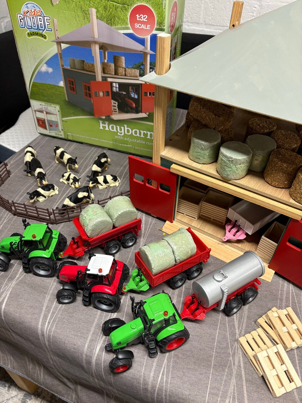 Kids Globe Farming Hooiberg met Tractoren en Dieren, Ophalen of Verzenden, Zo goed als nieuw, Jongen of Meisje