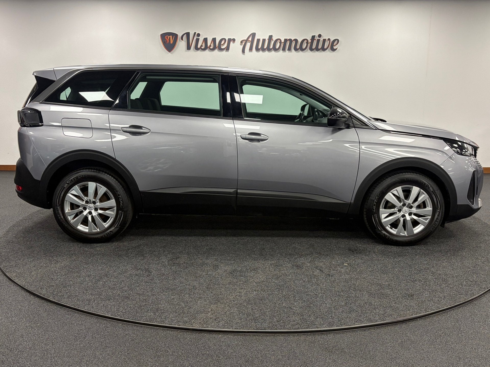 Peugeot 5008 1.2 PureTech Active Pack*7P*Airco*Cruise-Contro, Voorwielaandrijving, Euro 6, 1199 cc, 1404 kg