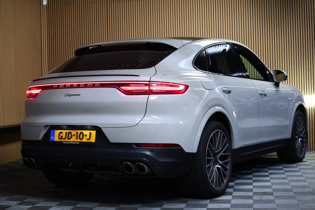Porsche Cayenne Coupé 3.0 E-Hybrid KRIJT NAVI CAMERA TREKHA, Auto's, Porsche, Automaat, Cayenne, 14 kWh, Euro 6