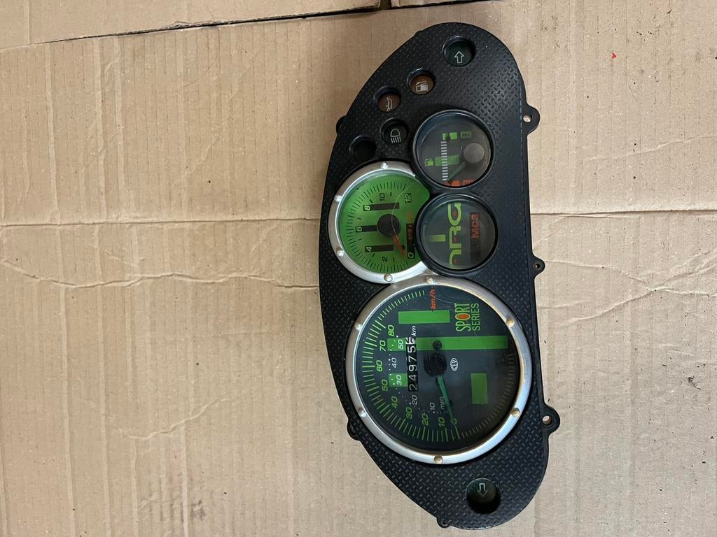 Piaggio nrg / gilera runner teller, Ophalen of Verzenden, Zo goed als nieuw, Kap, Piaggio
