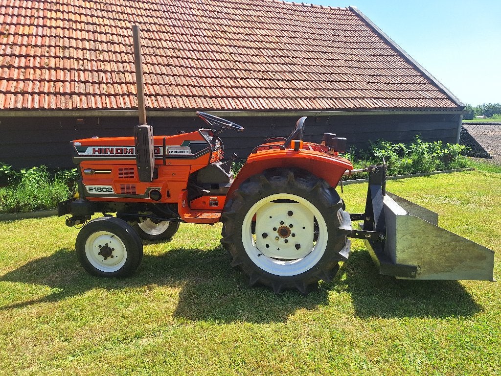 Hinomoto E1802 Complete midi trekker, Ophalen, Glastuinbouw, Werkplaats, Gebouw of Erf