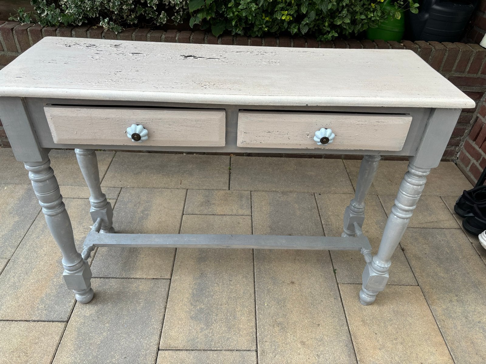 Vintage bijzettafel/sidetable met lades, Gebruikt, 100 tot 150 cm, Tot twee personen, Rechthoekig