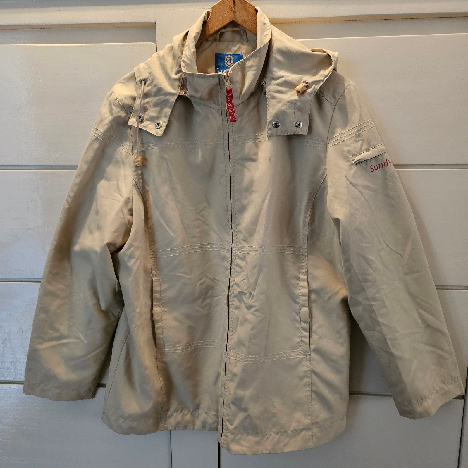 Sundvall zomerjas maat XL, beige met afritsbare capuchon, Beige, Maat 42/44 (L), Ophalen of Verzenden, Zo goed als nieuw