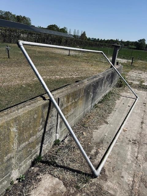 aluminium frame reclame doek afm 370x200 cm, Ophalen, Gebruikt, Reclamebord