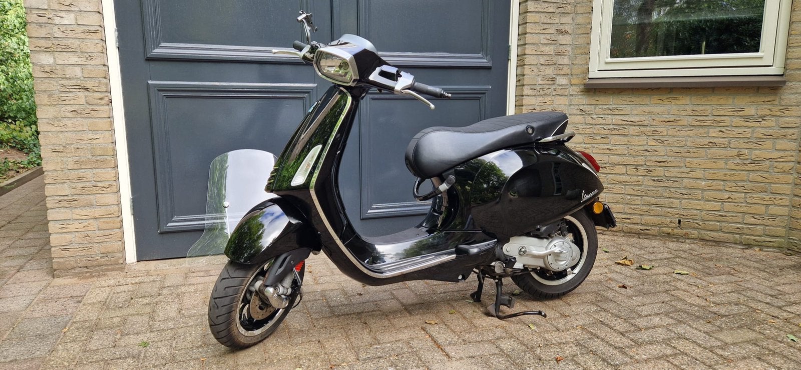 Vespa sprint 4t, Fietsen en Brommers, Ophalen, Maximaal 45 km/u, Zo goed als nieuw, 50 cc