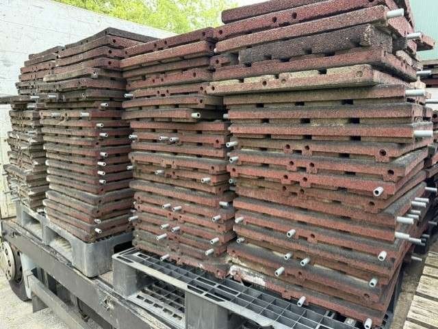 Rubber tegels 4cm 50x50 100x50 paardenstal, speeltoestellen, Tuin en Terras, Tegels en Klinkers, Niet ingevuld, Gebruikt, Overige typen