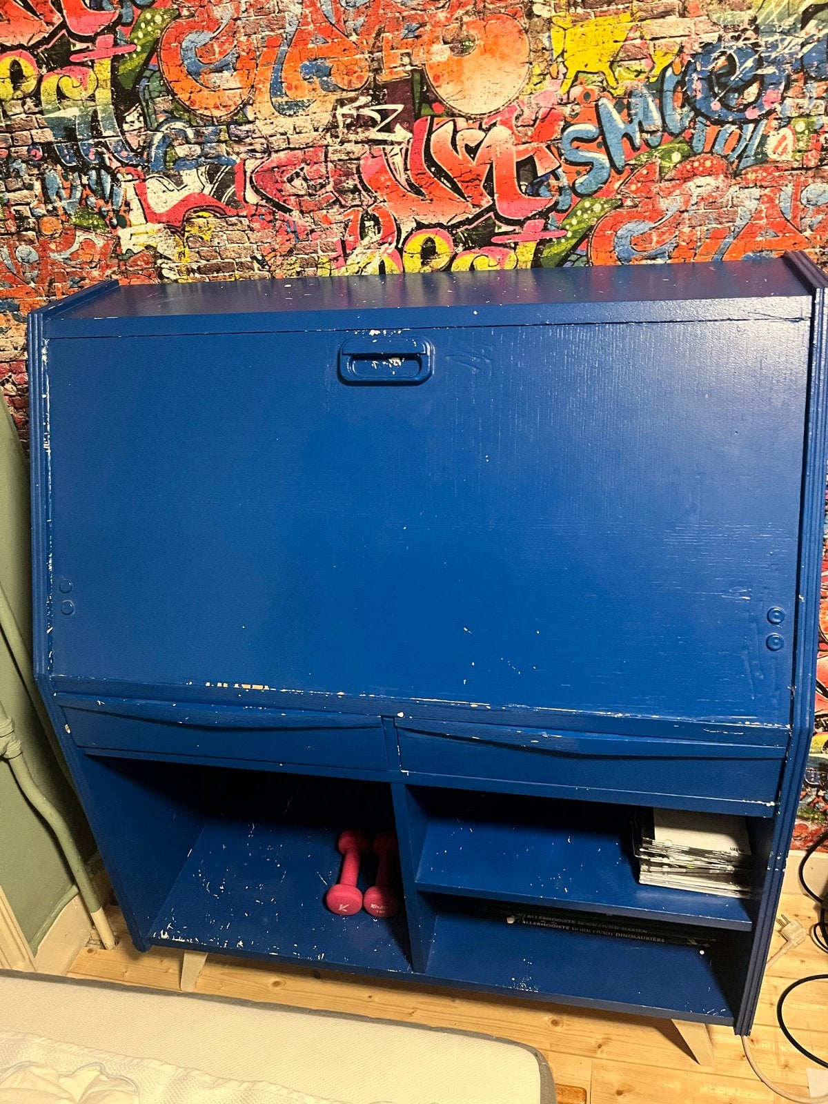 Blauw secretaire bureau met opbergruimte, Huis en Inrichting, Bureaus, Ophalen, Gebruikt, Met lades, Secretaire