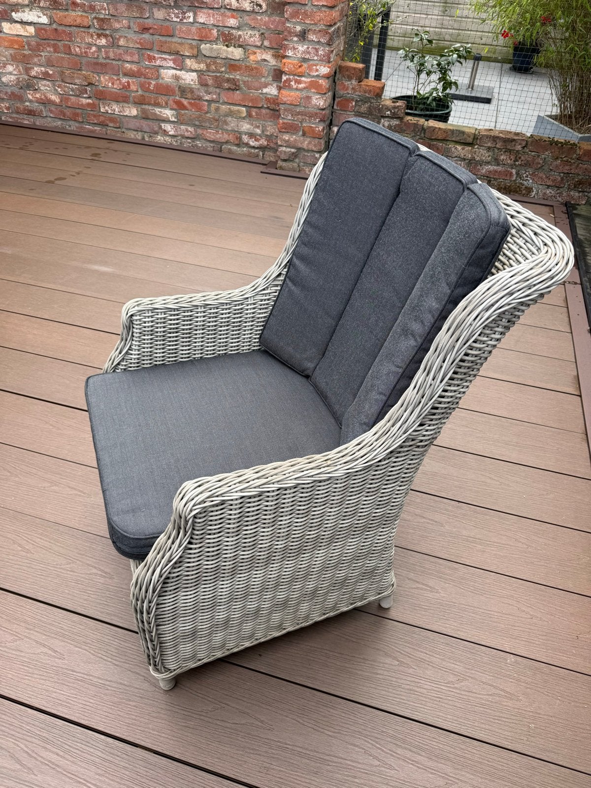 Wicker tuinstoel met kussens - Zo goed als nieuw, Tuin en Terras, Ophalen, Zo goed als nieuw, Wicker