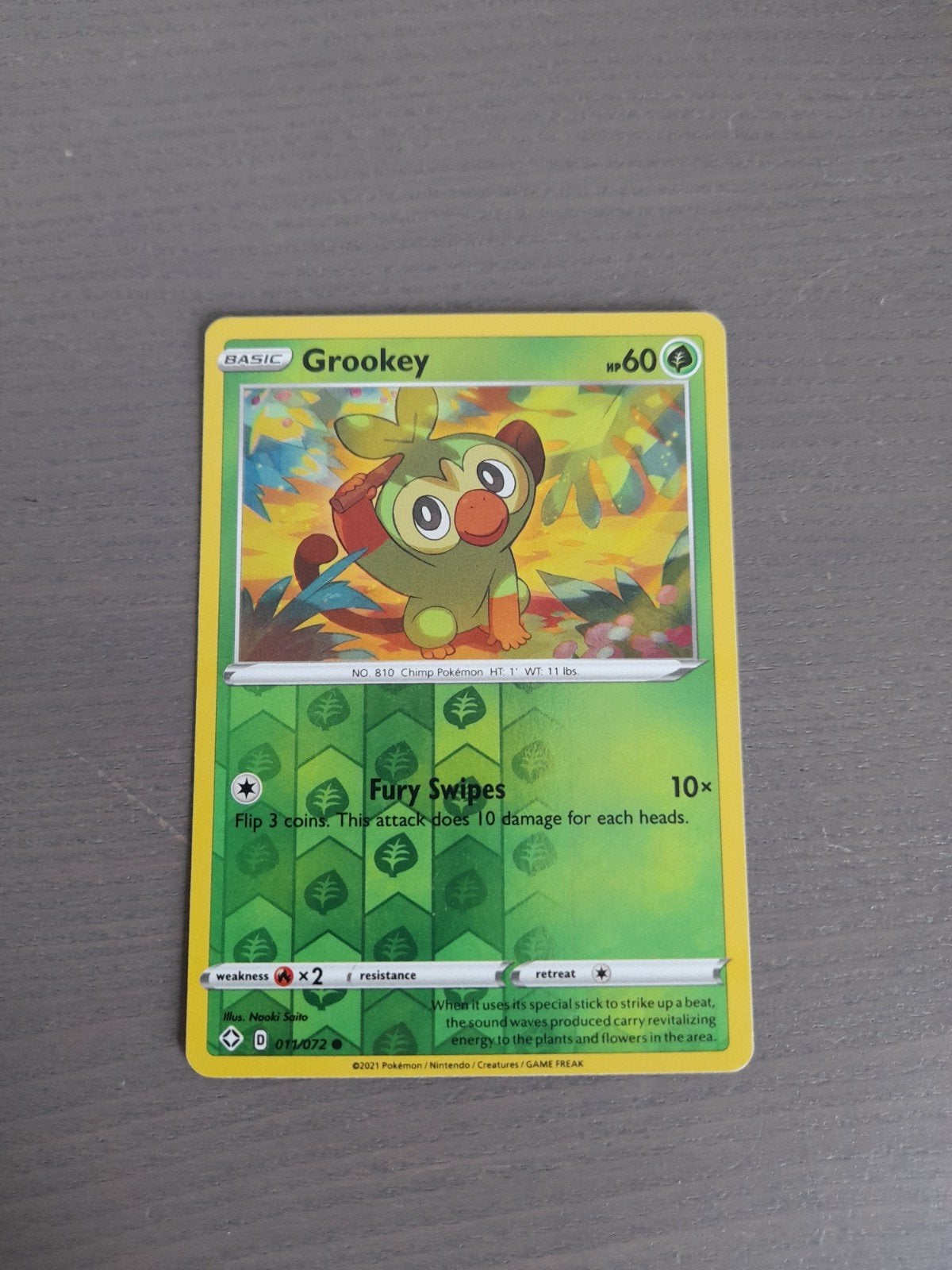 shining fates 011/072 grookey reverse, Hobby en Vrije tijd, Verzamelkaartspellen | Pokémon, Ophalen of Verzenden, Gebruikt, Losse kaart