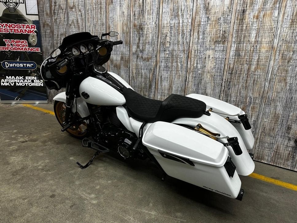 HARLEY-DAVIDSON STREET GLIDE FLHX (bj 2020), HARLEY-DAVIDSON, Bedrijf, Onbekend, Toermotor