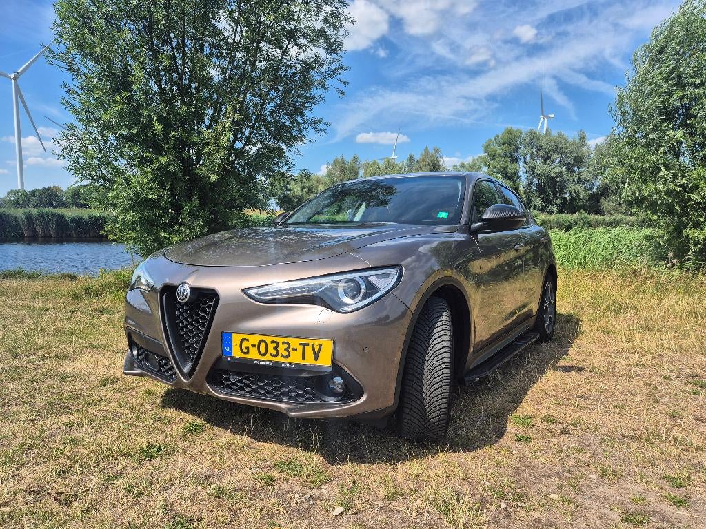 Alfa Romeo Stelvio Edizione Nero Lusso 2.2 240pk 2017 Diesel, Auto's, Alfa Romeo, Particulier, Stelvio, 4x4, ABS, Achteruitrijcamera