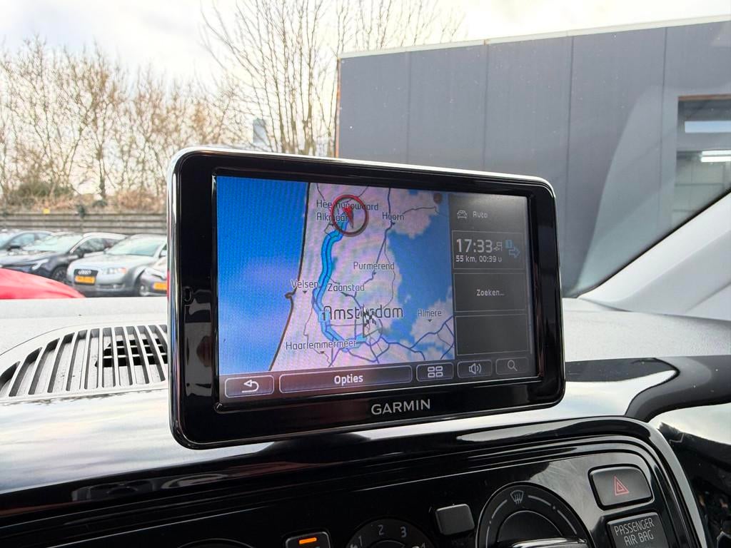 Volkswagen Up! 1.0 move up! BlueMotion AIrco|Cruise|NAVI|NAP, Voorwielaandrijving, Euro 5, Stof, Gebruikt