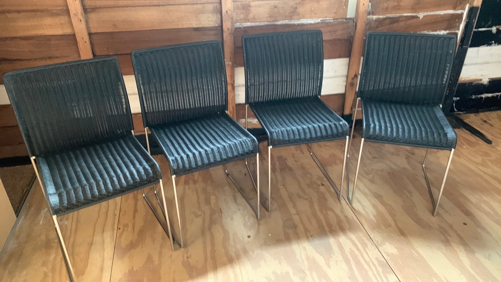 4x S.21 eetkamerstoelen van Italiaanse ontwerper Tito Agnoli, Ophalen, Overige materialen, Gebruikt, Zwart
