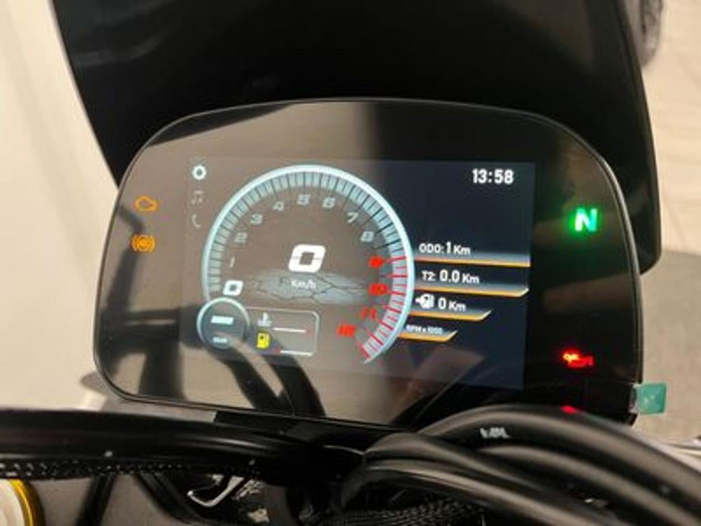 MOTO MORINI SEIEMMEZZO SCR (bj 2026), MOTO MORINI, 649 cc, Bedrijf, Onbekend