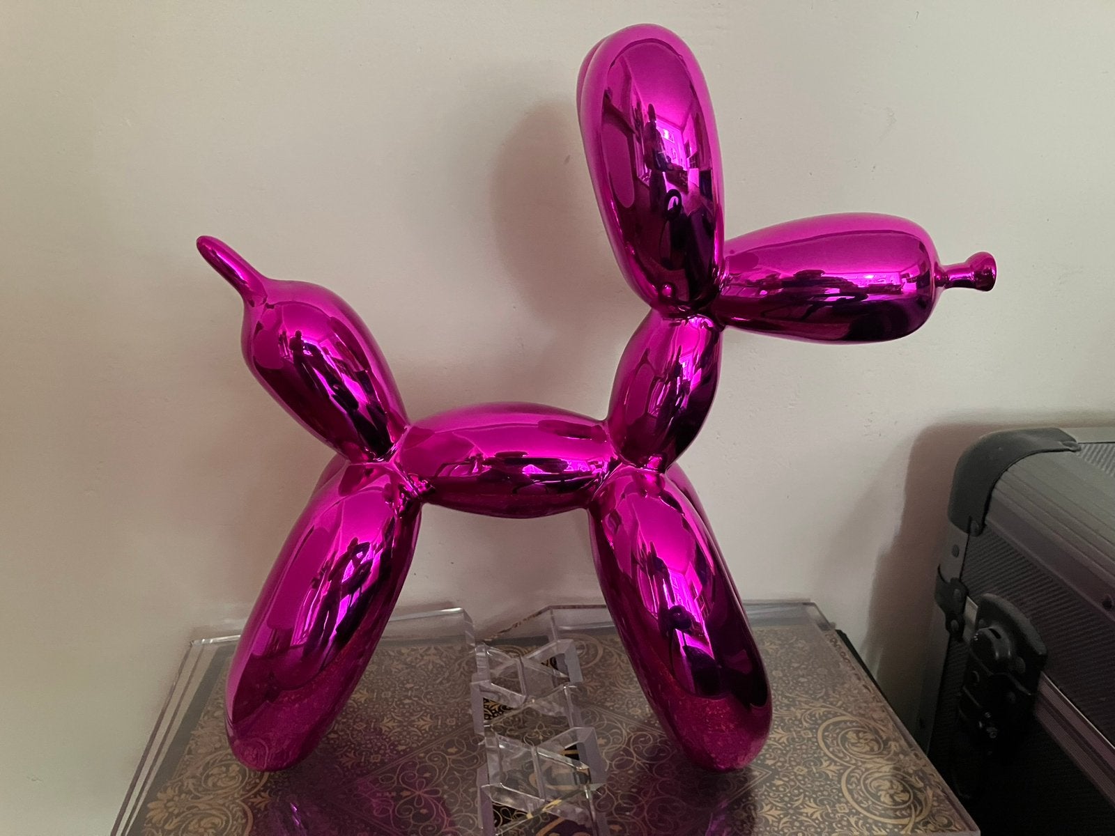 Hondje Jeff Koons style. Ca 25cm hoog, Antiek en Kunst, Kunst | Designobjecten, Ophalen