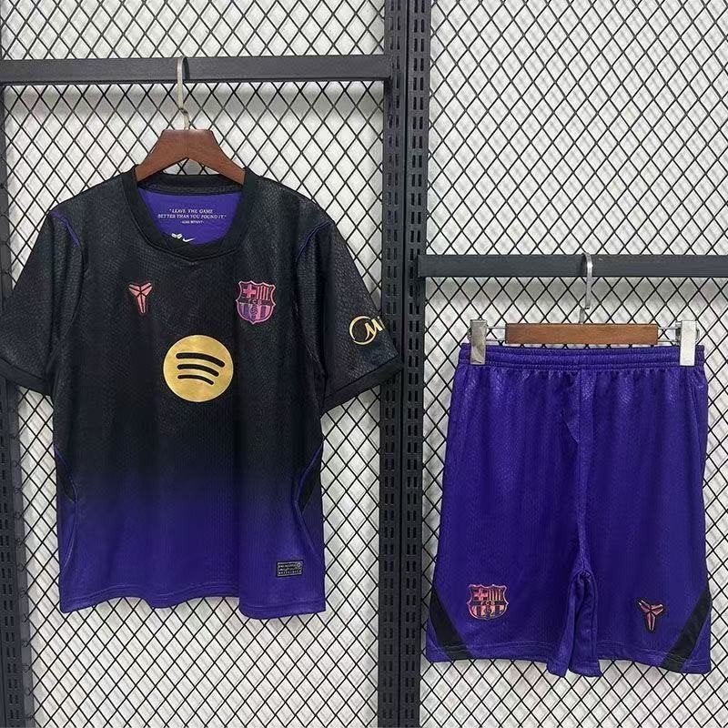 Lamine Yamal barcelona kids set voetbaltenue maat 140 sokken, Jongen of Meisje, Nieuw, Ophalen of Verzenden, Setje