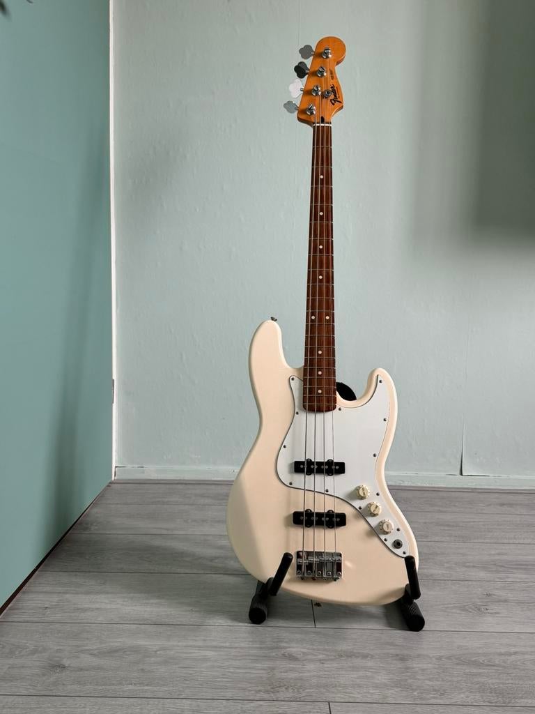 Fender Jazz Bas, Muziek en Instrumenten, Ophalen, Zo goed als nieuw