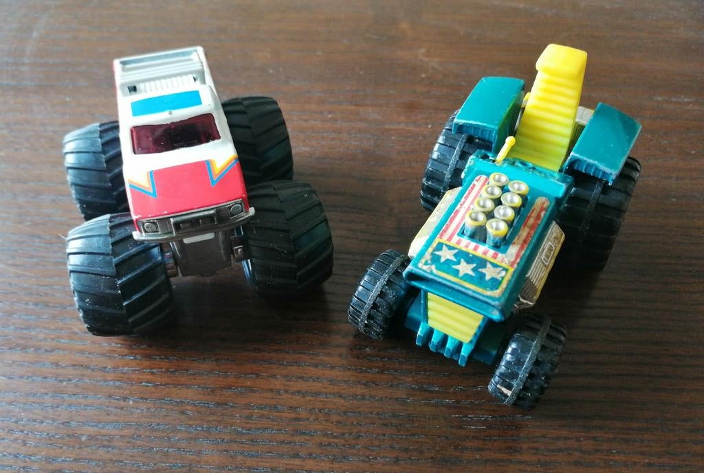 Vintage speelgoed: Monster Truck en Matchbox Tractor 1973, Verzenden