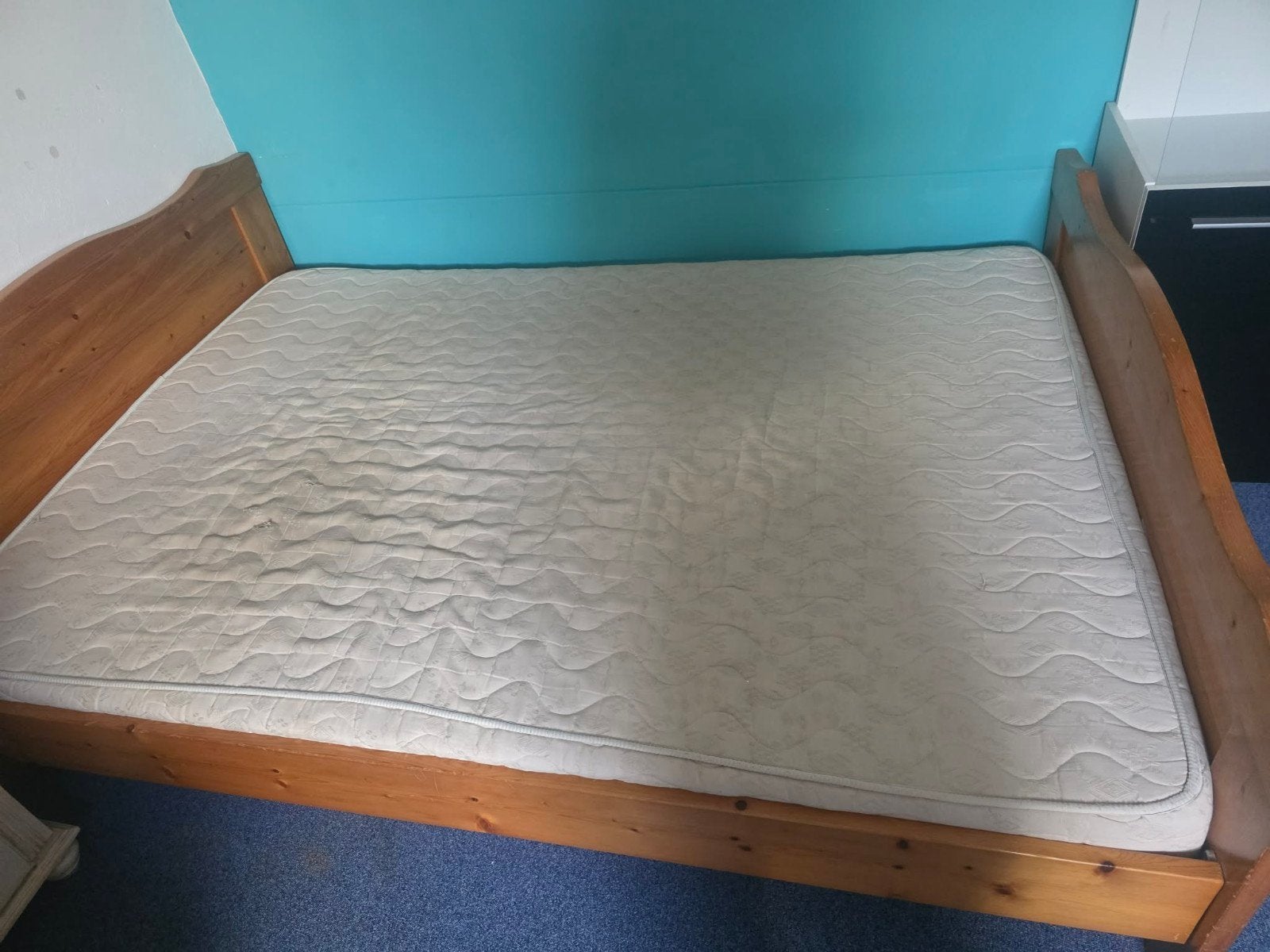 Bed met matras Gratis, Ophalen, Gebruikt, Eenpersoons, 140 cm