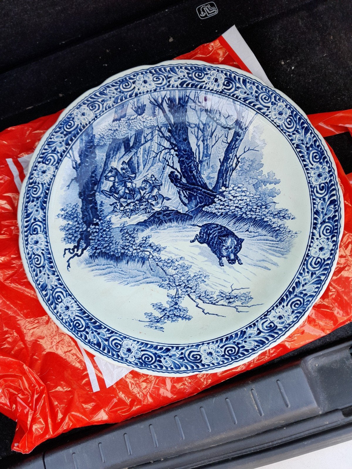 Antiek Delfts Blauw Bord met Jachtscène, Ophalen of Verzenden
