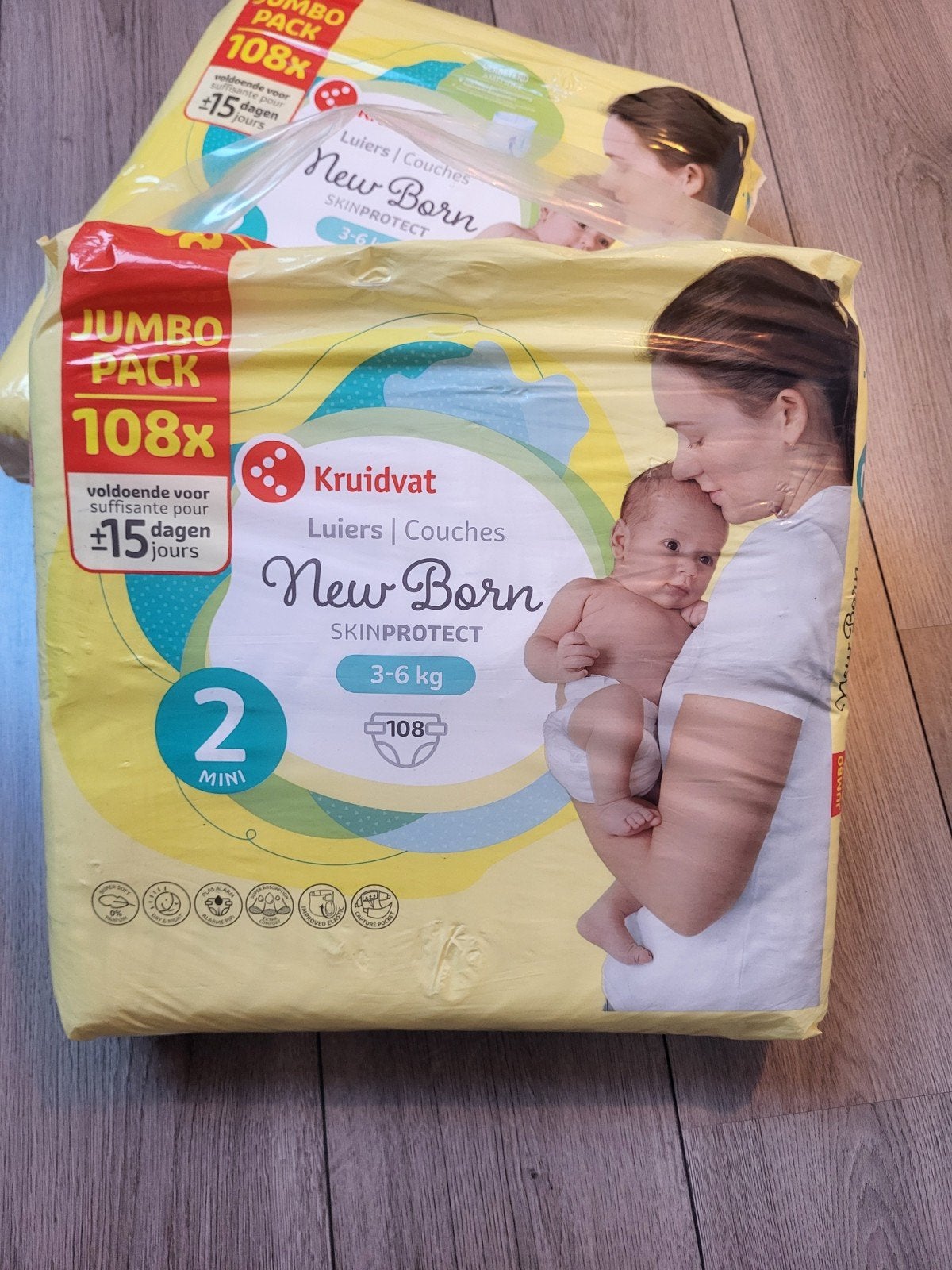 Kruidvat New Born luiers maat 2 Mini (3-6 kg) Jumbopack 108x, Ophalen of Verzenden, Nieuw, Kruidvat, Jongetje of Meisje