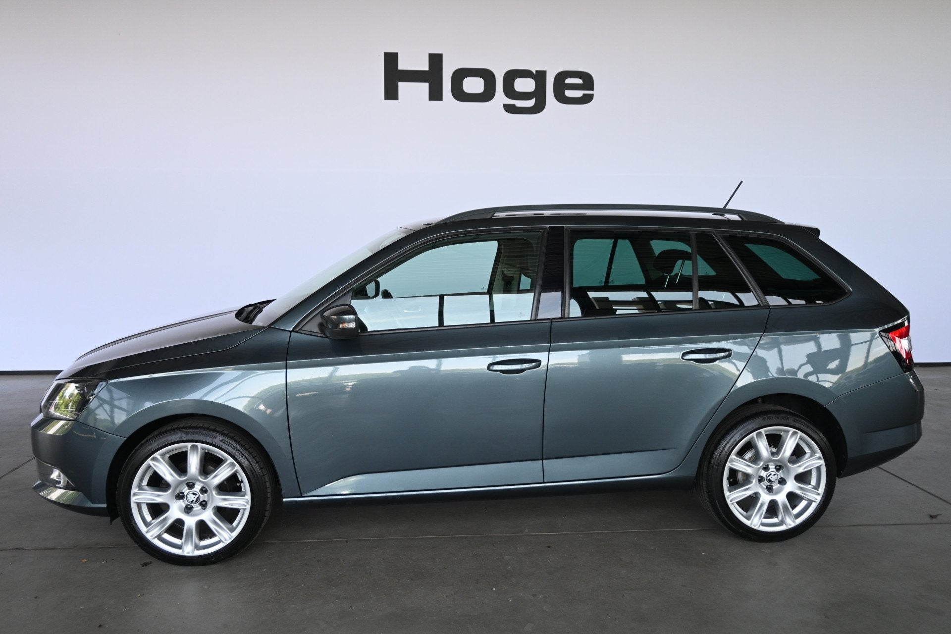 Skoda Fabia Combi 1.2 TSI First Edition Ambition Clima LED C, Stof, 4 cilinders, Met garantie (alle), Parkeersensor