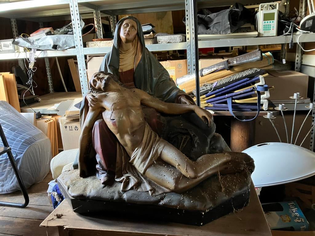 Oude Pieta van gips, Antiek en Kunst, Ophalen