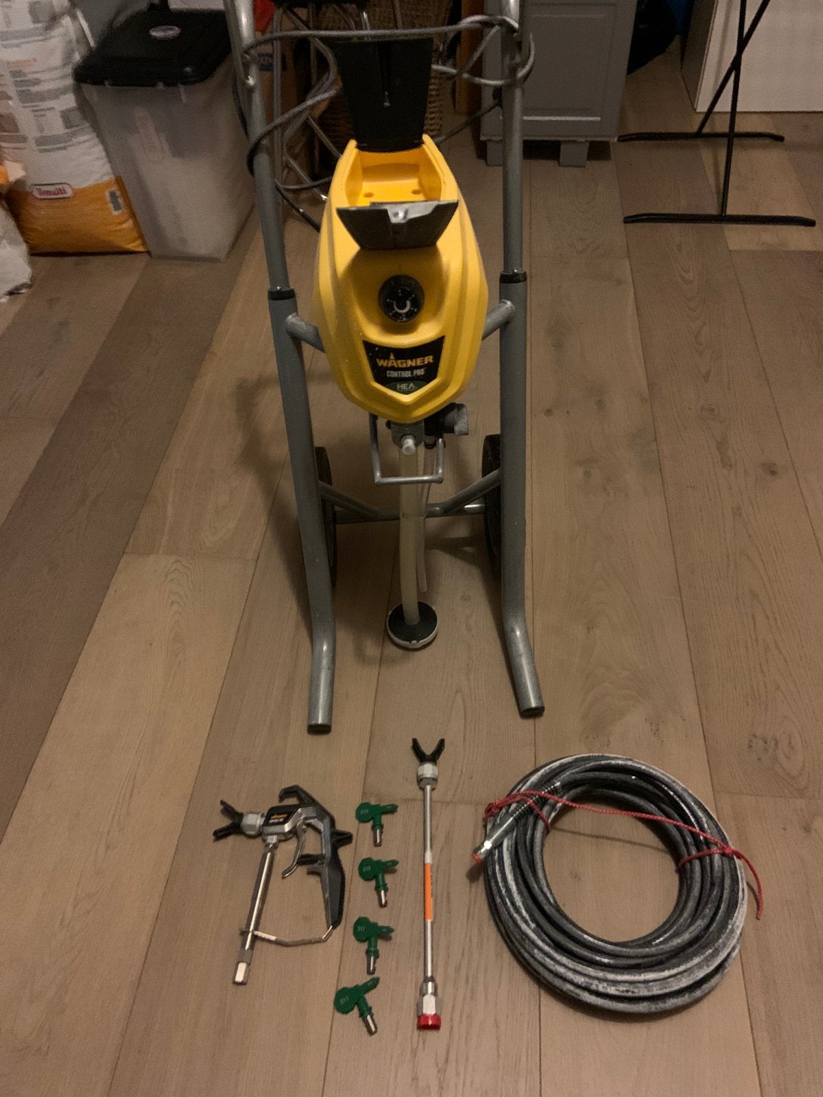 Professionele verfspuit te koop, Ophalen, Zo goed als nieuw