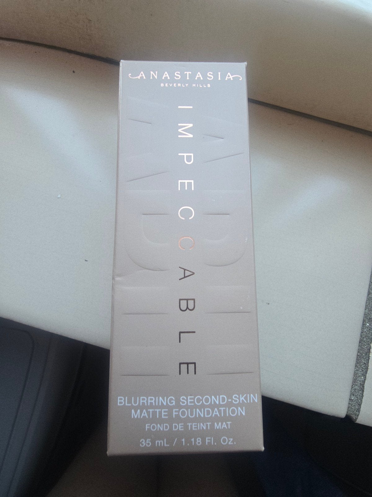 Anastasia Beverly Hills Foundation - Impeccable 1CR, Sieraden, Tassen en Uiterlijk, Uiterlijk | Cosmetica en Make-up, Overige kleuren