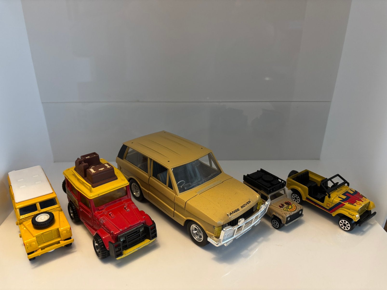Burage Range Rover, Solido Landrover, MajoretteToyota etc, Ophalen of Verzenden, Gebruikt, Auto, Solido