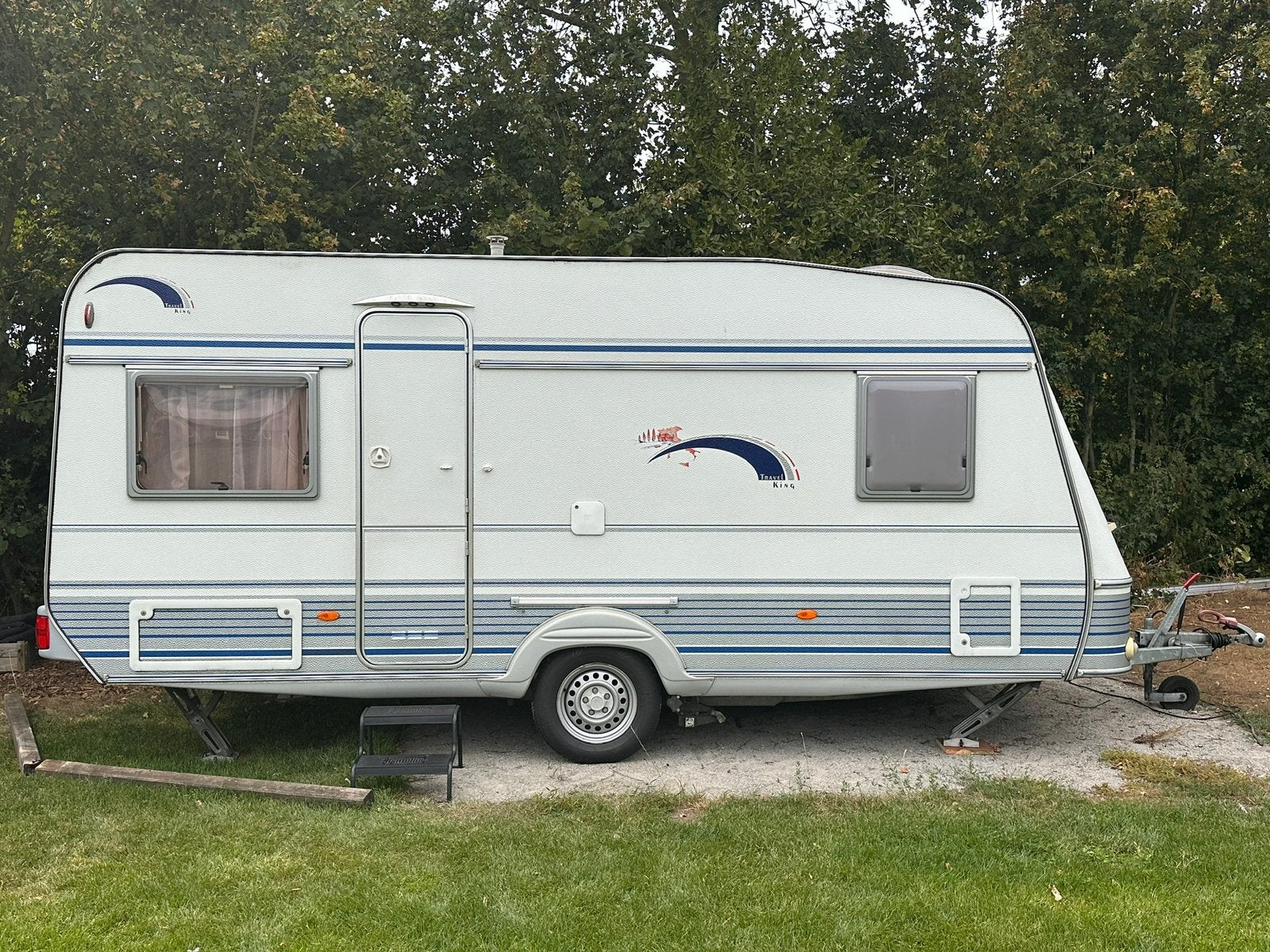 TEC Travel King 490K1 - Met mover en voortent(en), Caravans en Kamperen, Kachel, T.E.C., Rondzit, Frans bed