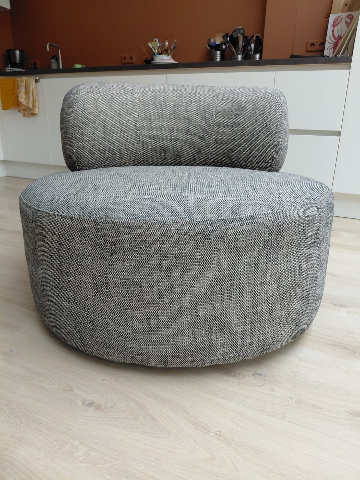 Draaifauteuil, Huis en Inrichting, Banken | Voetenbanken en Poefen, Ophalen, Rond, 75 tot 100 cm, Zo goed als nieuw