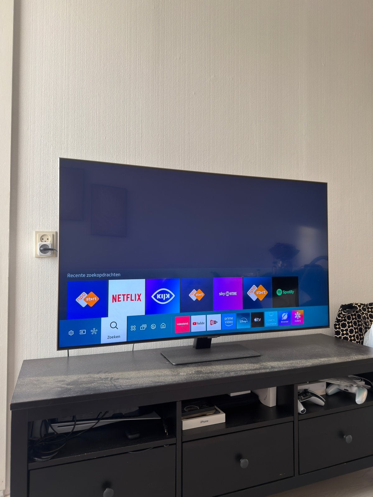Samsung smart tv Qled 55 inch, Ophalen, Zo goed als nieuw, 100 cm of meer, Samsung