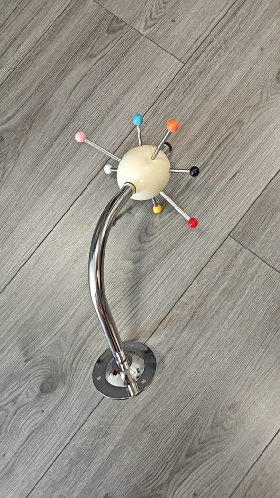 Sputnik Space Age wandkapstok met gekleurde bollen, Wandkapstok, Nieuw, Ophalen of Verzenden, Minder dan 100 cm