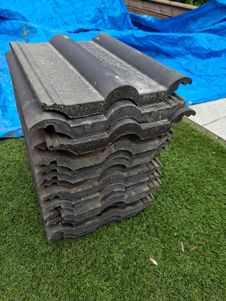 16 stuks Nelskamp Dakpannen - Zwart/Antraciet, Doe-het-zelf en Verbouw, Dakpannen en Dakbedekking, Gebruikt, Steen of Klei, Zwart