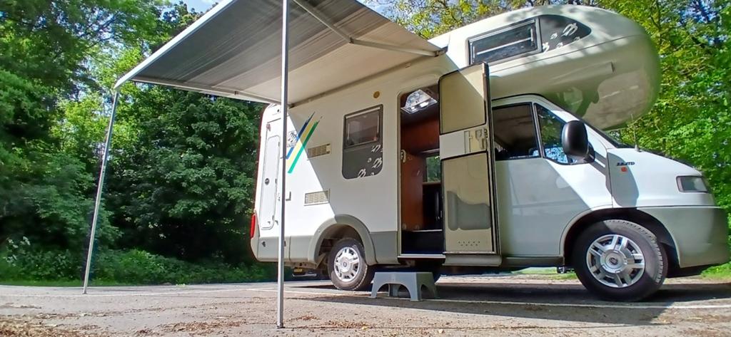 2002 Knaus Traveller op Fiat Ducato 2.8JTD chassis, Particulier, Half-integraal, Knaus