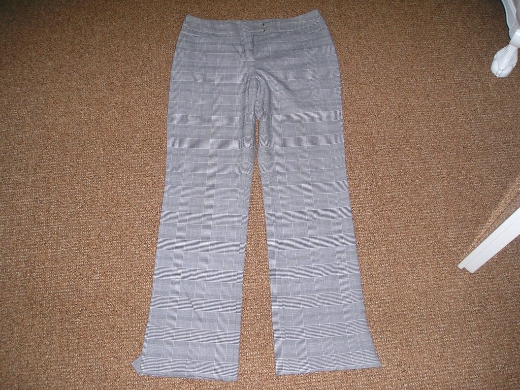 zwart/wit pepita geruite broek Yessica maat 42, Ophalen, Maat 42/44 (L), Zo goed als nieuw, Lang
