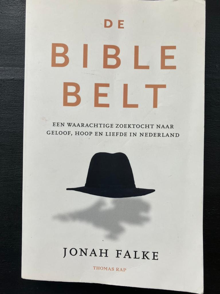 De Bible Belt - Een zoektocht naar geloof in Nederland Falke, Ophalen of Verzenden, Zo goed als nieuw, Christendom | Protestants