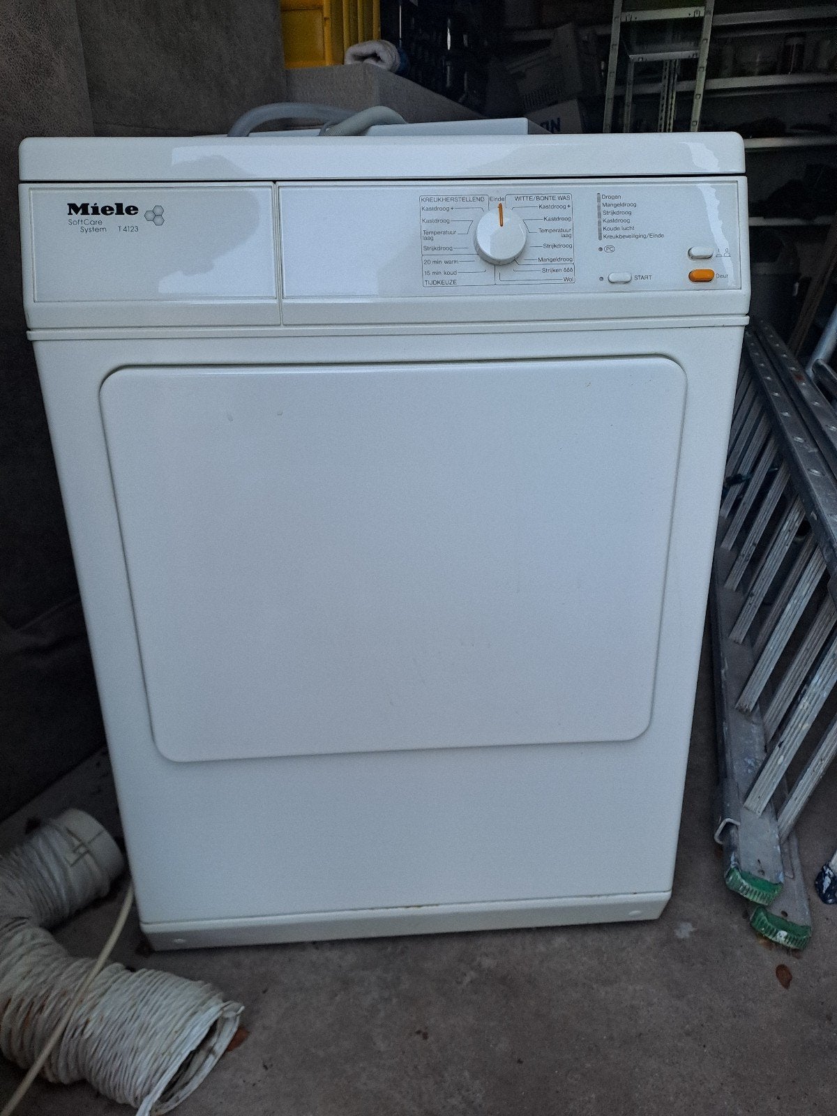 Wasdroger merk Miele, Ophalen, 6 tot 8 kg, Gebruikt, Luchtafvoer