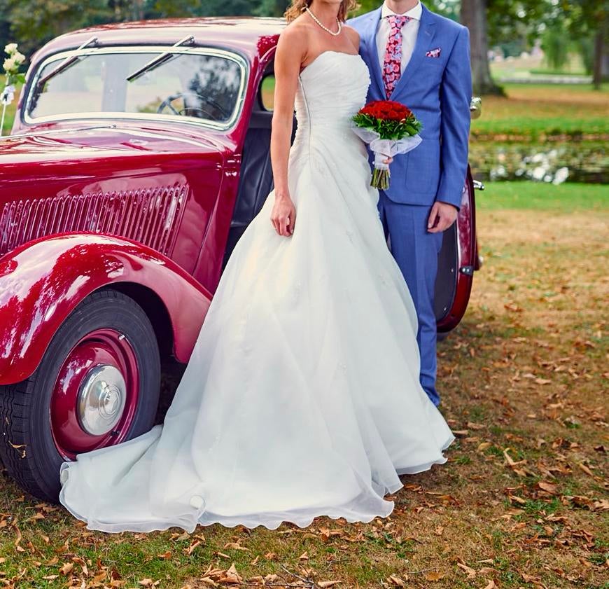 Pronovias trouwjurk xs, Kleding | Dames, Trouwkleding en Trouwaccessoires, Ophalen of Verzenden, Zo goed als nieuw, Wit, Trouwjurk