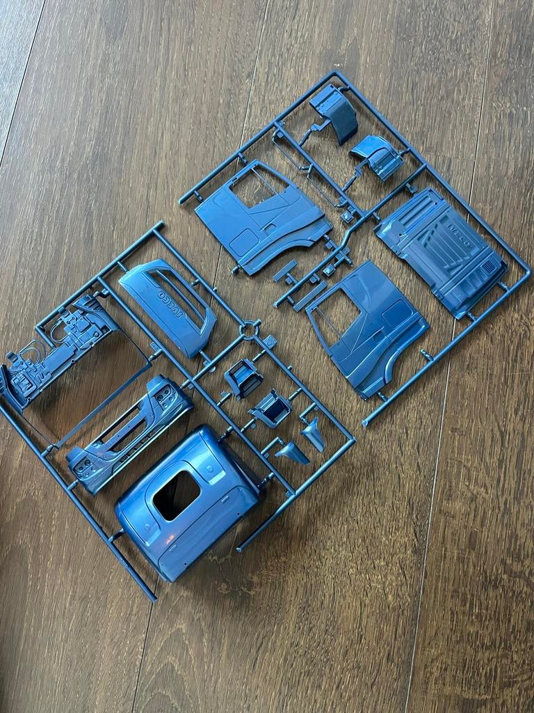 Italeri Iveco Stralis Cabine Modelbouwkit, Italeri, 1:32 tot 1:50, Nieuw, Ophalen of Verzenden
