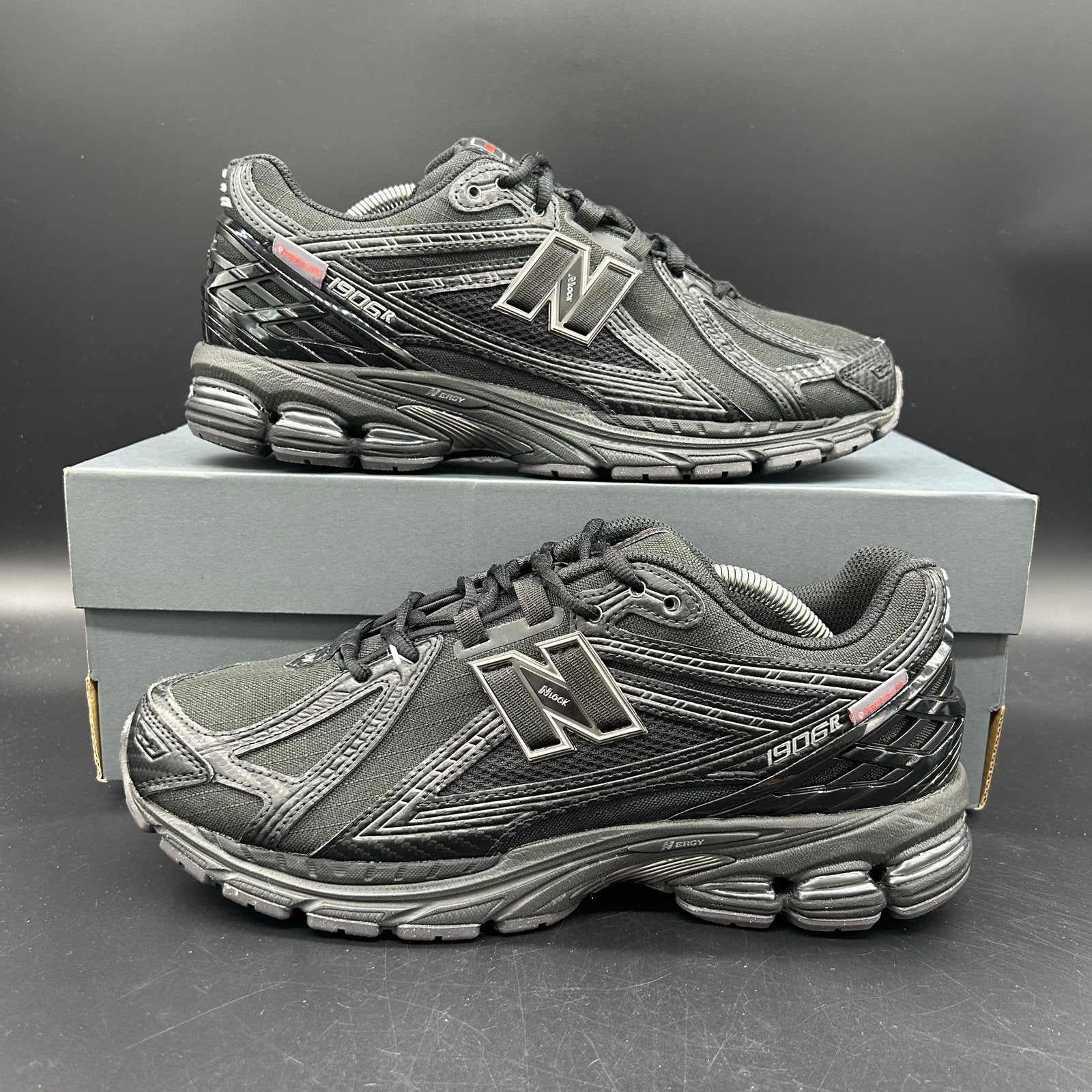 Nieuwe New Balance Sneakers Zwart Maat 44,5 met Doos, Zwart, Nieuw, Ophalen of Verzenden, Sneakers of Gympen