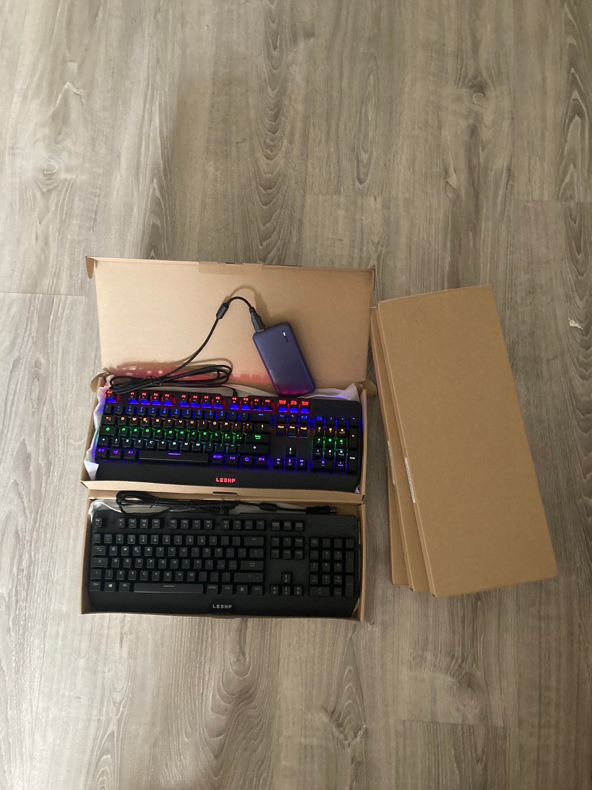 Partij LESHP Gaming toetsenborden, Computers en Software, Nieuw, Ophalen of Verzenden, Qwerty, Bedraad
