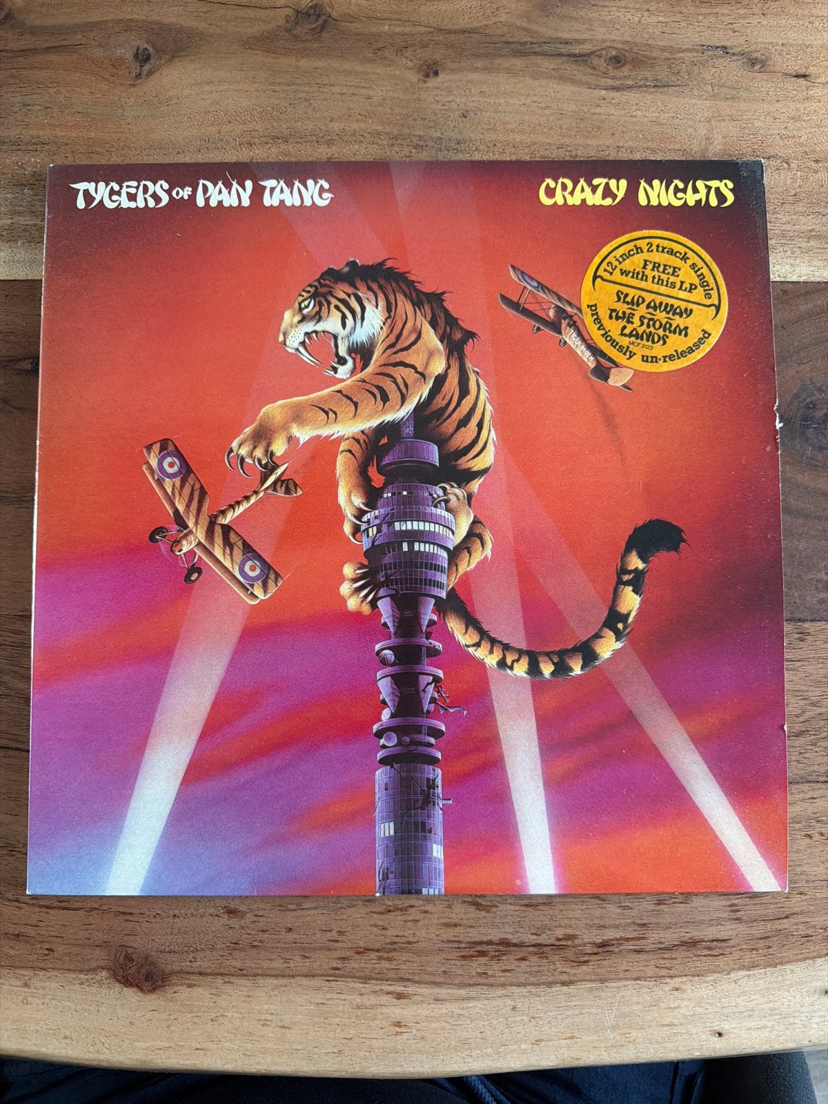 Tygers of Pan Tang - Crazy Nights LP (Hard Rock), LP, Gebruikt, Hard Rock, Ophalen of Verzenden