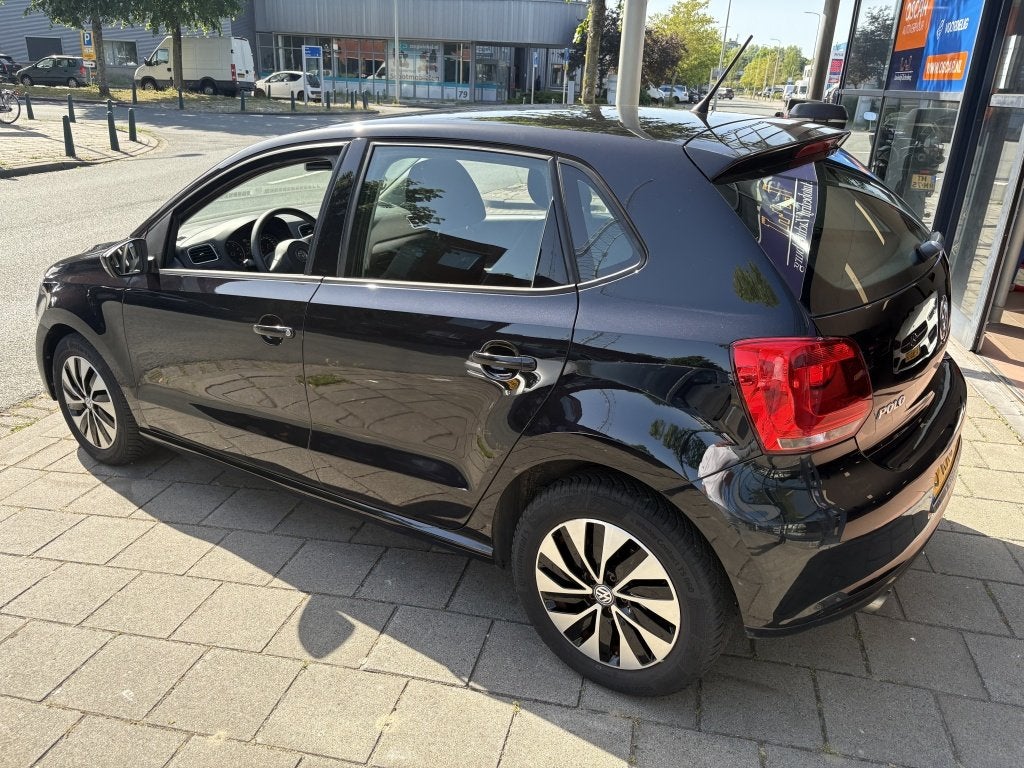 Volkswagen Polo 1.2 TSI BlM. Edition CARPLAY -NAVI- ORG NL A, Euro 5, 4 cilinders, Zwart, Origineel Nederlands